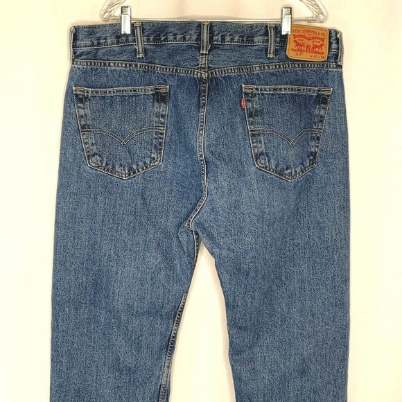 Levis Mens 505 Jeans 42 x 32 Red Tab Medium Wash Straight Leg - Picture 6 of 12
